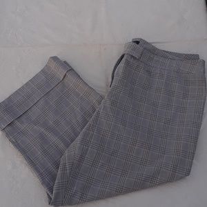 💥2 for $10💥Lane Bryant cropped dress pant